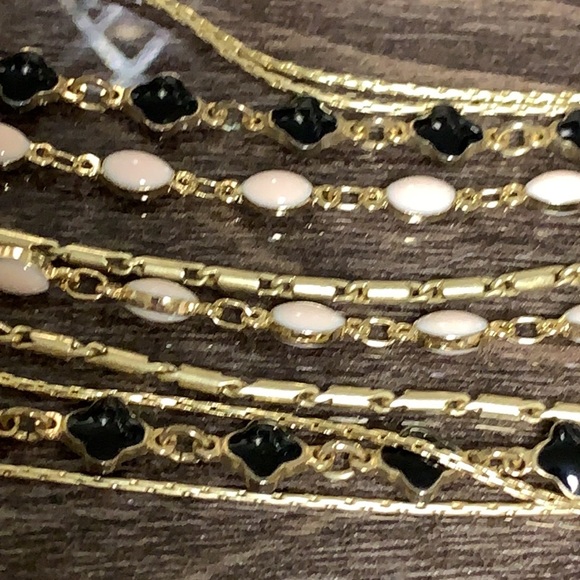 Stella & Dot Gold Toned Terney Layered Necklace - Picture 14 of 15